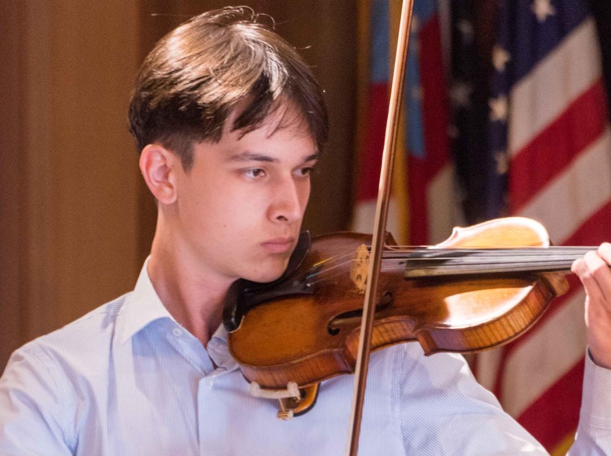 Advanced student playing L.V. Beethoven - K&M Music School Violin Lessons for Kids and Adults in San Diego
