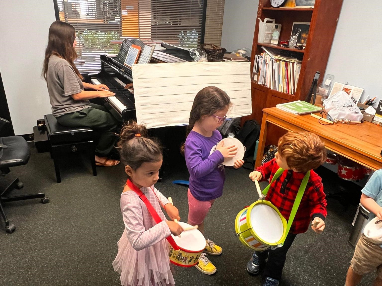 Group Music Lessons for Toddlers A Fun First Step into Music Education