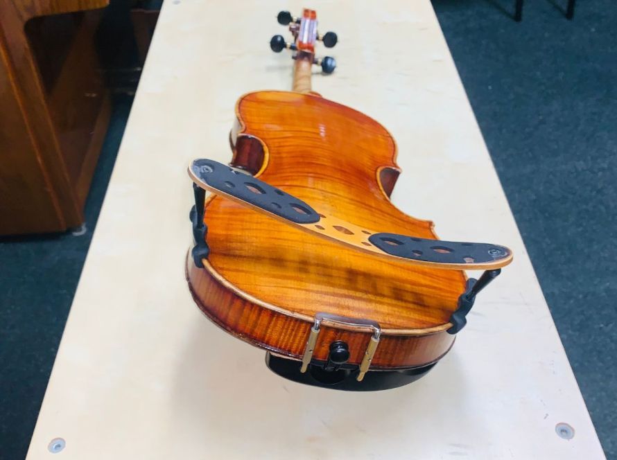 First Violin Lesson: What to Expect? | K&M Music School