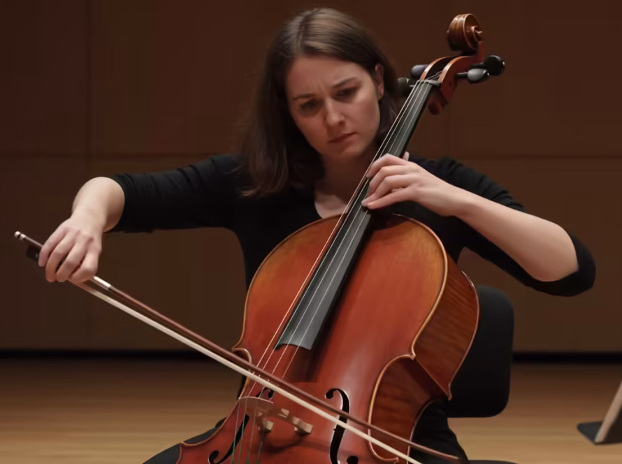 Master cello shifting techniques smoothly to avoid squeaks at K&M Music School