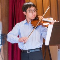 Performing violin - K&M Music School Violin Lessons for Kids and Adults in San Diego